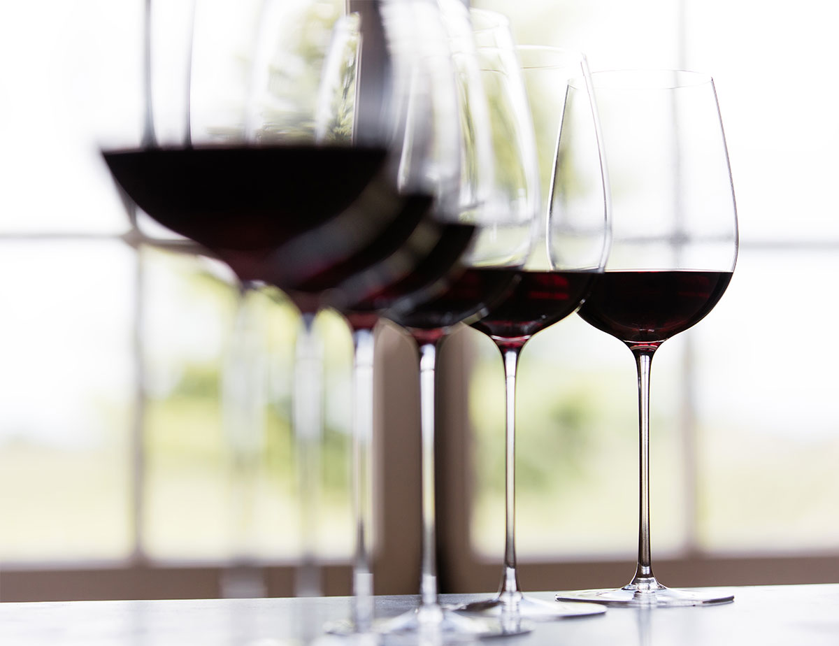 sydonios-esthete-right